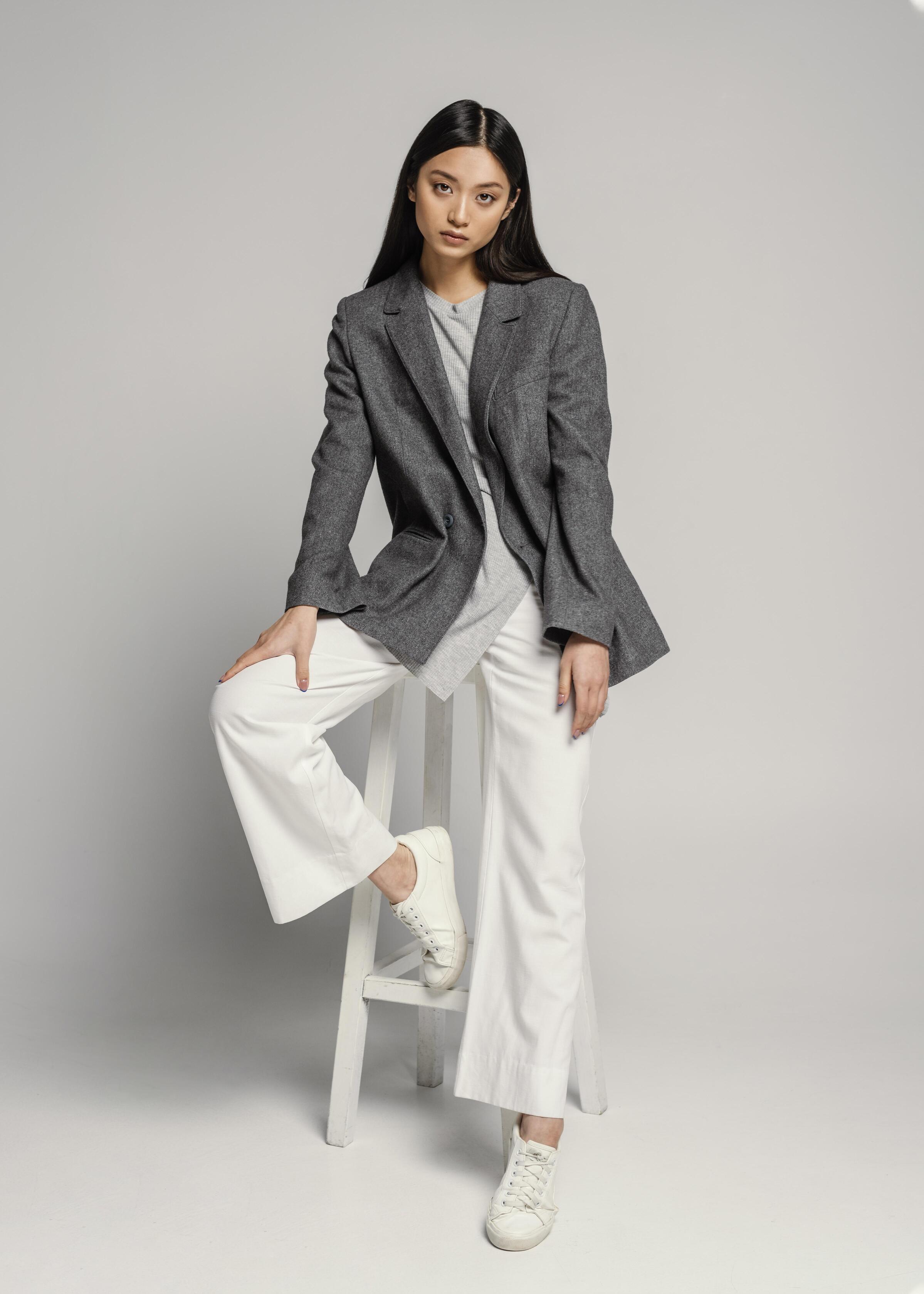 Detail of tailored look from Stylebook